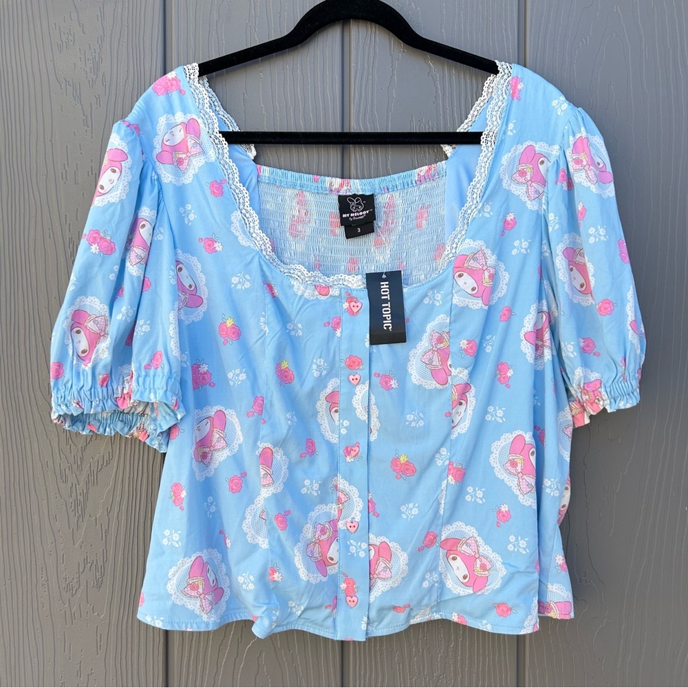 Hot Topic My Melody Lace Peasant Girls Woven Top
Plus Size 3 Kawaii Style Curvy